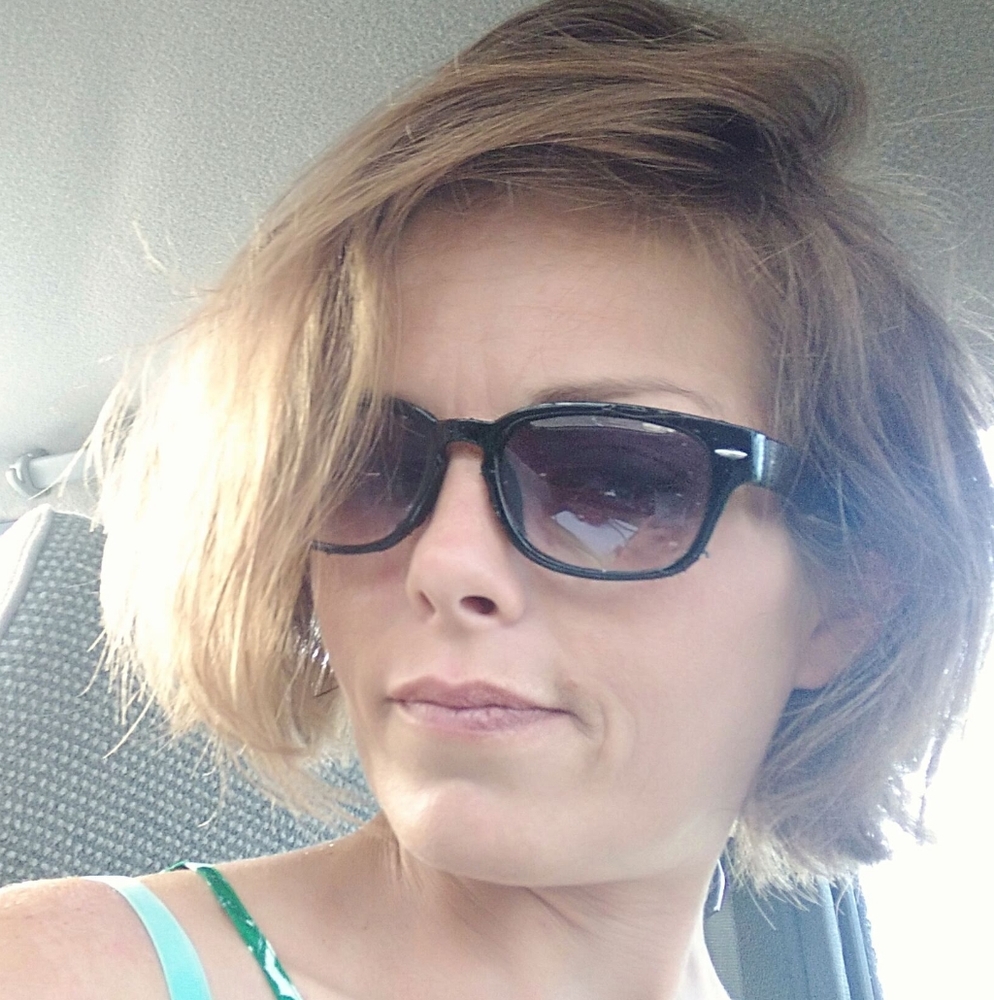 Meet your Posher, Melissa